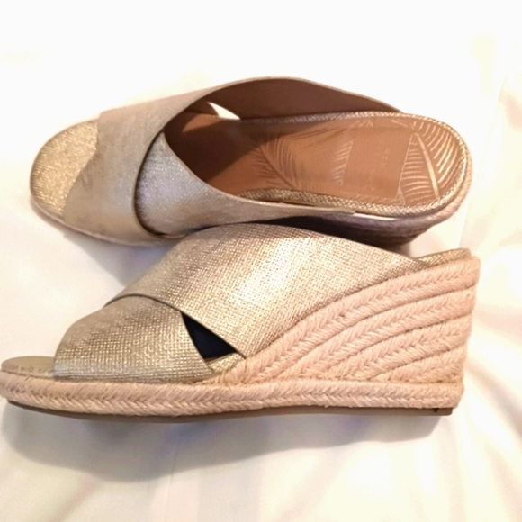 New Direction Soft Gold Espadrille Wedge Heel Shoes - Picture 1 of 7